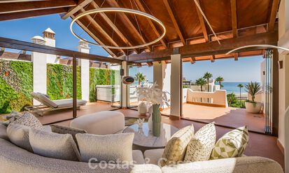 Luxury penthouse with sea views for sale in a gated beach complex on the New Golden Mile between Marbella and Estepona 785062