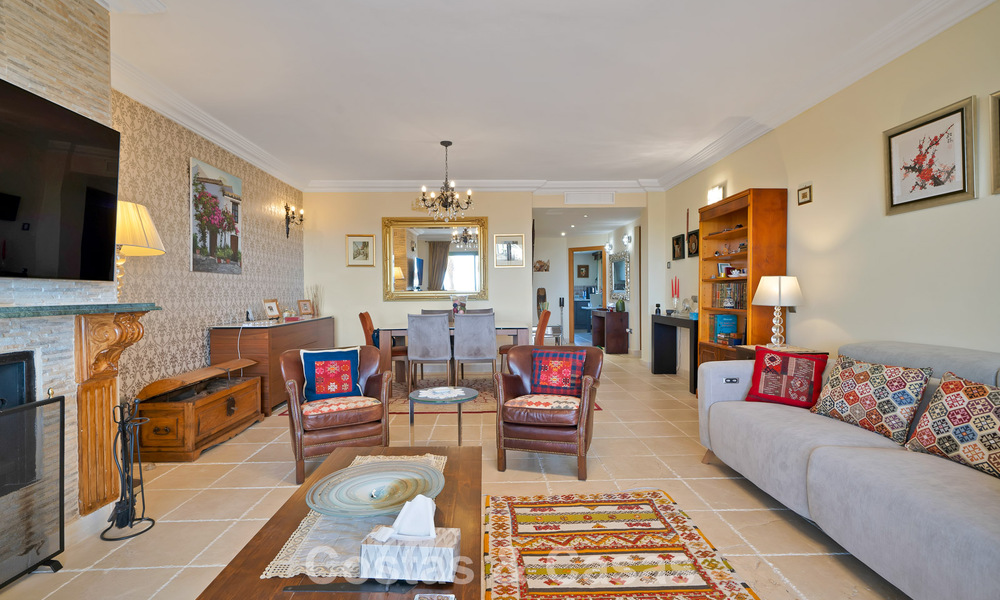Move-in ready, 3-bedroom apartment for sale with garden and sea view in Los Flamingos Golf Resort in Marbella - Benahavis 785089
