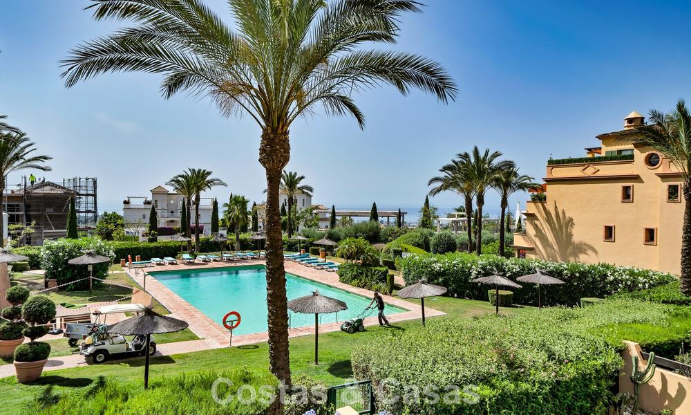 Move-in ready, 3-bedroom apartment for sale with garden and sea view in Los Flamingos Golf Resort in Marbella - Benahavis 785093