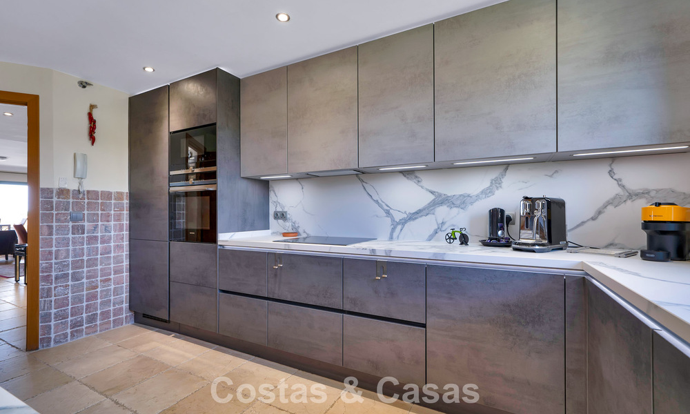 Move-in ready, 3-bedroom apartment for sale with garden and sea view in Los Flamingos Golf Resort in Marbella - Benahavis 785100