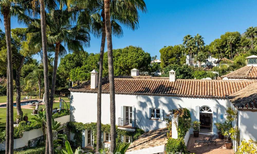 Stunning Mediterranean luxury villa for sale in a gated community on Marbella's Golden Mile 785113