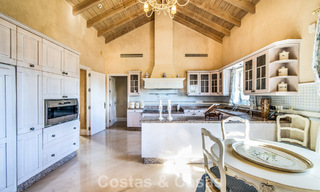 Stunning Mediterranean luxury villa for sale in a gated community on Marbella's Golden Mile 785119 