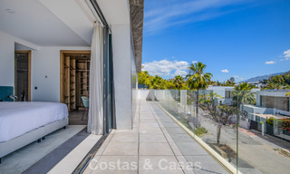 Move-in ready, contemporary luxury villa for sale on the golf course on the New Golden Mile, Marbella - Estepona 785135 