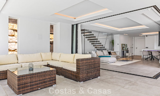 Move-in ready, contemporary luxury villa for sale on the golf course on the New Golden Mile, Marbella - Estepona 785138 
