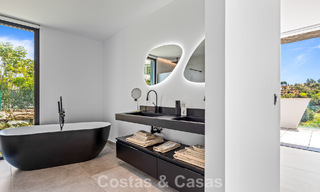Move-in ready, contemporary luxury villa for sale on the golf course on the New Golden Mile, Marbella - Estepona 785149 