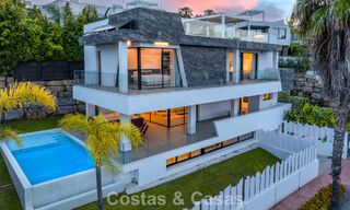 Move-in ready, contemporary luxury villa for sale on the golf course on the New Golden Mile, Marbella - Estepona 785160 