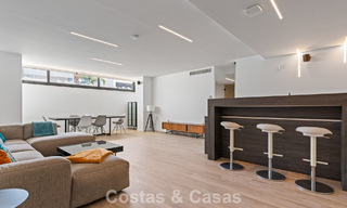 Move-in ready, contemporary luxury villa for sale on the golf course on the New Golden Mile, Marbella - Estepona 785164 