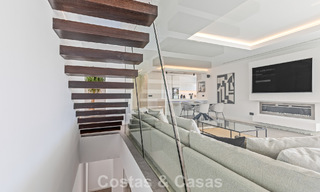 Move-in ready, contemporary luxury villa for sale on the golf course on the New Golden Mile, Marbella - Estepona 785165 