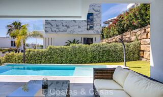 Move-in ready, contemporary luxury villa for sale on the golf course on the New Golden Mile, Marbella - Estepona 785171 