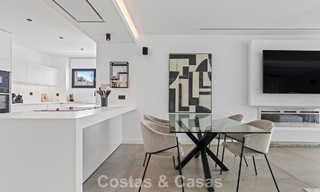 Move-in ready, contemporary luxury villa for sale on the golf course on the New Golden Mile, Marbella - Estepona 785178 