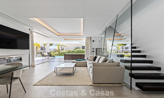 Move-in ready, contemporary luxury villa for sale on the golf course on the New Golden Mile, Marbella - Estepona 785179 