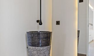 Move-in ready, contemporary luxury villa for sale on the golf course on the New Golden Mile, Marbella - Estepona 785180 