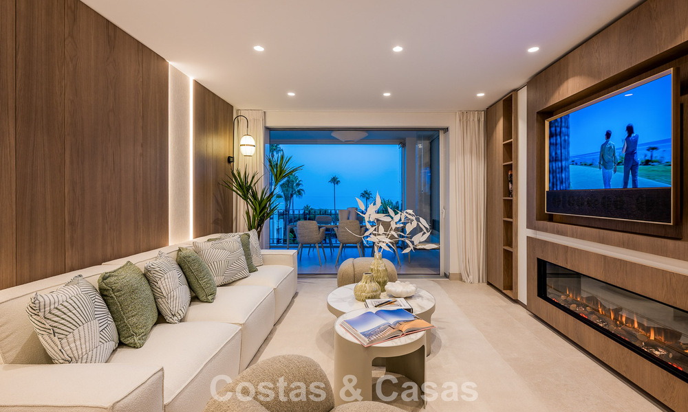 Luxury apartment with sea views for sale in a beachfront complex on the New Golden Mile between Marbella and Estepona 785211