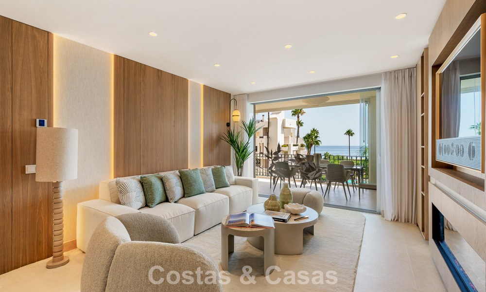 Luxury apartment with sea views for sale in a beachfront complex on the New Golden Mile between Marbella and Estepona 785235