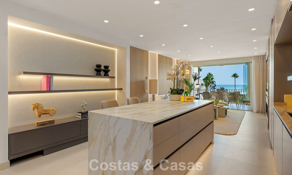 Luxury apartment with sea views for sale in a beachfront complex on the New Golden Mile between Marbella and Estepona 785236
