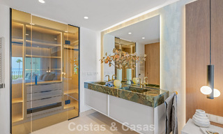 Luxury apartment with sea views for sale in a beachfront complex on the New Golden Mile between Marbella and Estepona 785240 