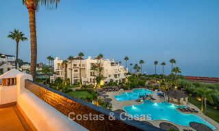 Renovated penthouse with sea views for sale on the beachfront on the New Golden Mile between Marbella and Estepona 785312 