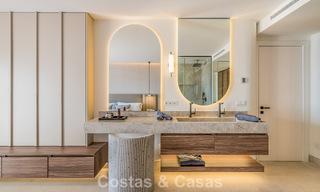 Renovated penthouse with sea views for sale on the beachfront on the New Golden Mile between Marbella and Estepona 785321 