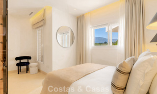 Renovated penthouse with sea views for sale on the beachfront on the New Golden Mile between Marbella and Estepona 785322 