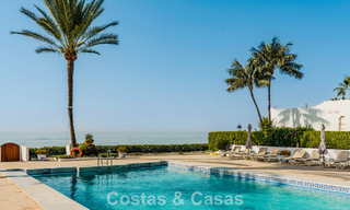 Luxurious beachfront property with open sea views for sale, directly on the beach on Marbella's prestigious Golden Mile 785331 