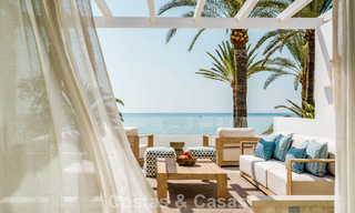 Luxurious beachfront property with open sea views for sale, directly on the beach on Marbella's prestigious Golden Mile 785348 