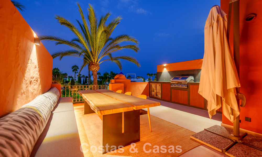 Prestigious townhouse for sale in an exclusive residential complex on Marbella's Golden Mile 785401