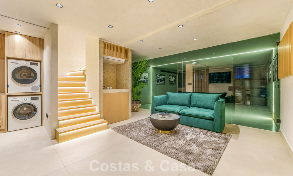 Prestigious townhouse for sale in an exclusive residential complex on Marbella's Golden Mile 785406