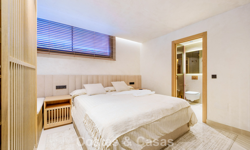 Prestigious townhouse for sale in an exclusive residential complex on Marbella's Golden Mile 785409