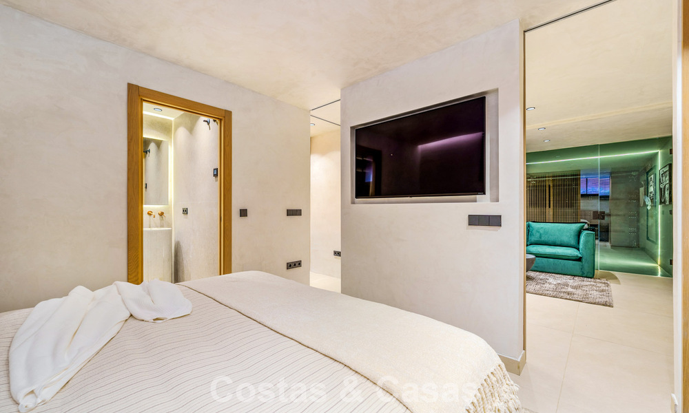 Prestigious townhouse for sale in an exclusive residential complex on Marbella's Golden Mile 785412