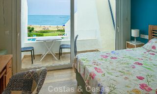 Spacious, move-in ready house with sea views for sale, adjacent to the beach, near Estepona town 785477 