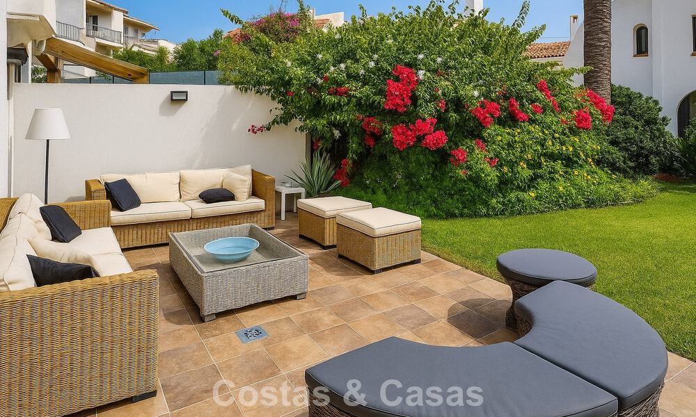Spacious, move-in ready house with sea views for sale, adjacent to the beach, near Estepona town 785483