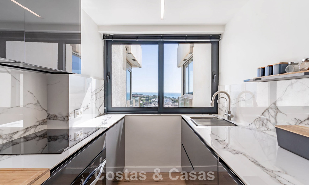Contemporary renovated 3-bedroom apartment with open sea views for sale on the east side of Marbella center 785509