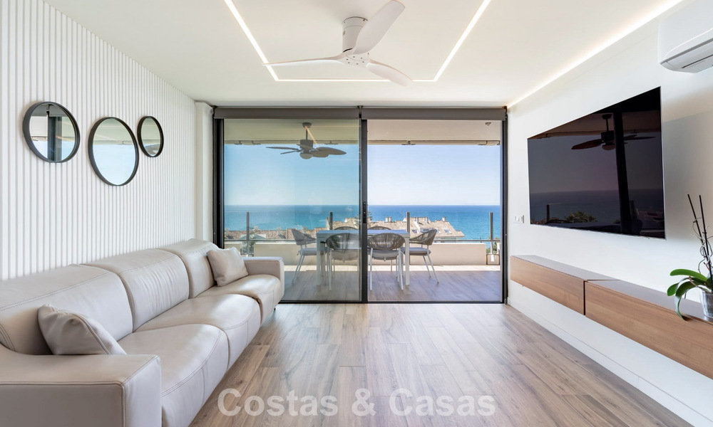 Contemporary renovated 3-bedroom apartment with open sea views for sale on the east side of Marbella center 785517