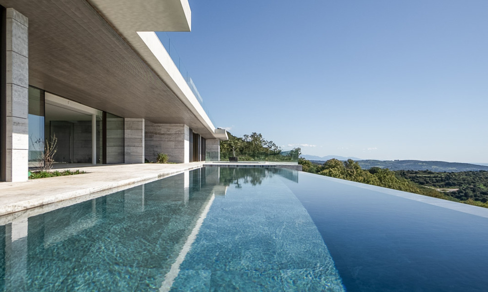 New, high-end luxury villa for sale with panoramic sea views in a gated and 24/7 residential area in Sotogrande, Costa del Sol 785640