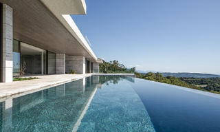 New, high-end luxury villa for sale with panoramic sea views in a gated and 24/7 residential area in Sotogrande, Costa del Sol 785640 