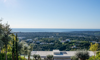New, high-end luxury villa for sale with panoramic sea views in a gated and 24/7 residential area in Sotogrande, Costa del Sol 785661 