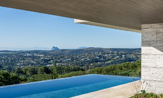 New, high-end luxury villa for sale with panoramic sea views in a gated and 24/7 residential area in Sotogrande, Costa del Sol 785665 