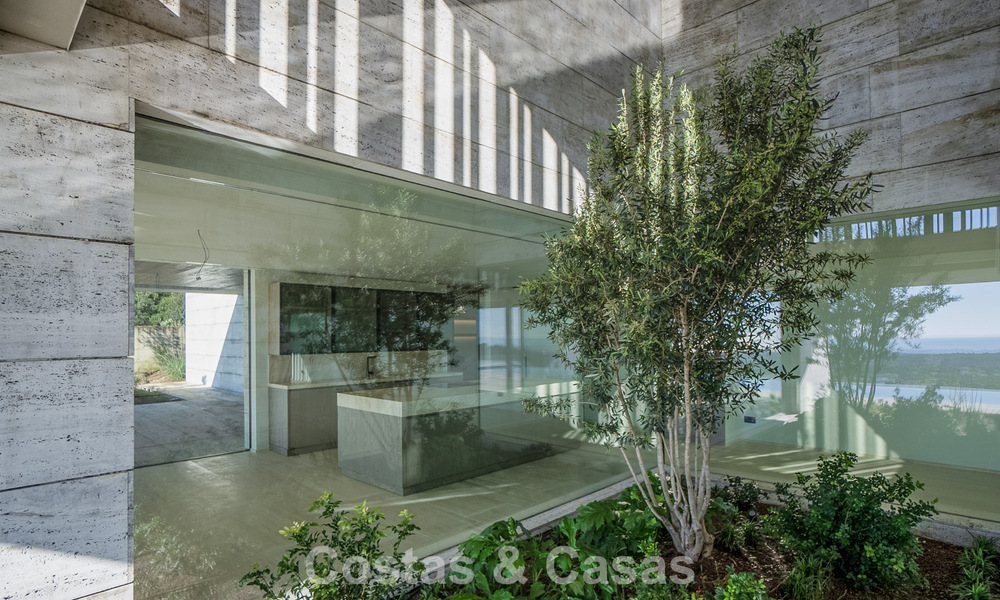 New, high-end luxury villa for sale with panoramic sea views in a gated and 24/7 residential area in Sotogrande, Costa del Sol 785667