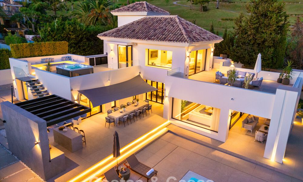 Stunning frontline golf luxury villa for sale in the heart of Nueva Andalucia, Marbella 785600