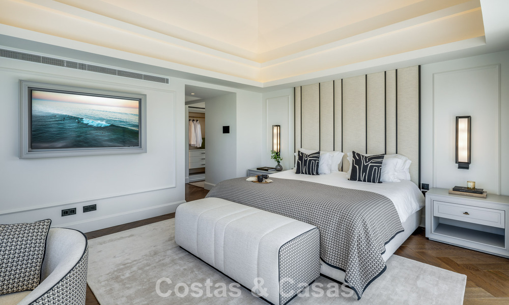 Stunning frontline golf luxury villa for sale in the heart of Nueva Andalucia, Marbella 785608