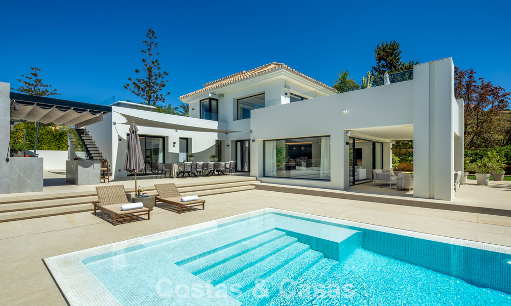 Stunning frontline golf luxury villa for sale in the heart of Nueva Andalucia, Marbella 785622