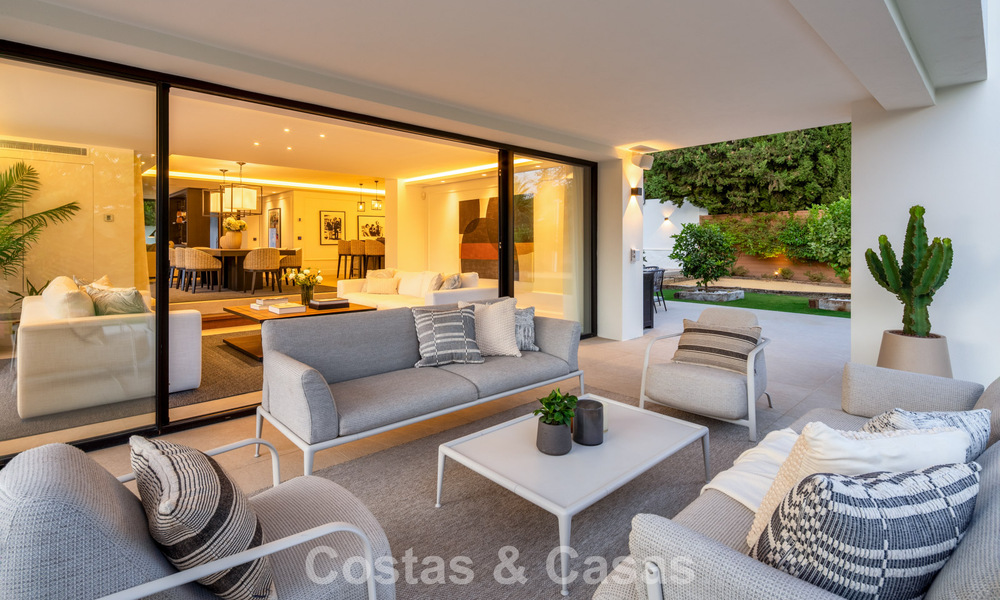 Stunning frontline golf luxury villa for sale in the heart of Nueva Andalucia, Marbella 785633