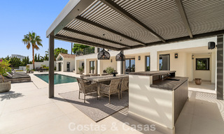 Spacious luxury villa with modern Mediterranean architecture for sale on Marbella's Golden Mile 785546 