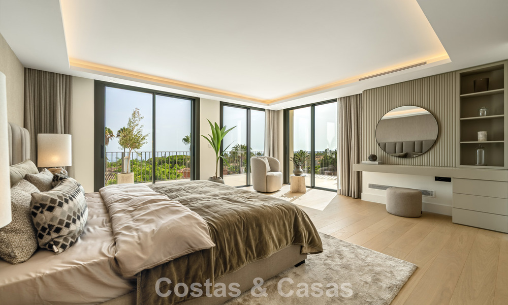 Spacious luxury villa with modern Mediterranean architecture for sale on Marbella's Golden Mile 785549