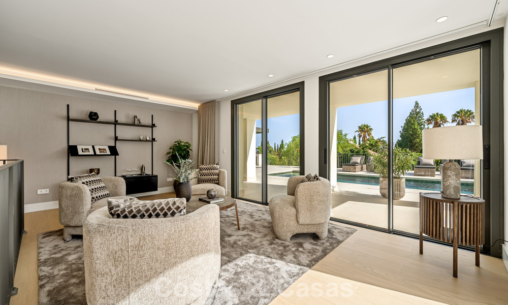Spacious luxury villa with modern Mediterranean architecture for sale on Marbella's Golden Mile 785565