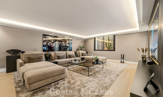 Spacious luxury villa with modern Mediterranean architecture for sale on Marbella's Golden Mile 785570 