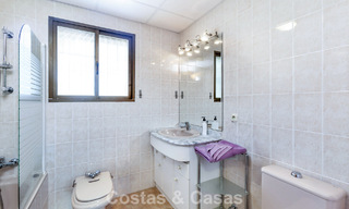 Beautiful 6-bedroom villa for sale, directly on the Los Naranjos Golf Club in Nueva Andalucia, Marbella 785730 