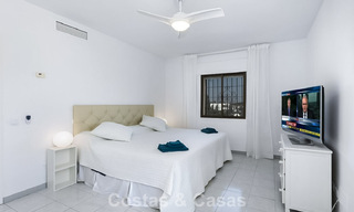Beautiful 6-bedroom villa for sale, directly on the Los Naranjos Golf Club in Nueva Andalucia, Marbella 785731 
