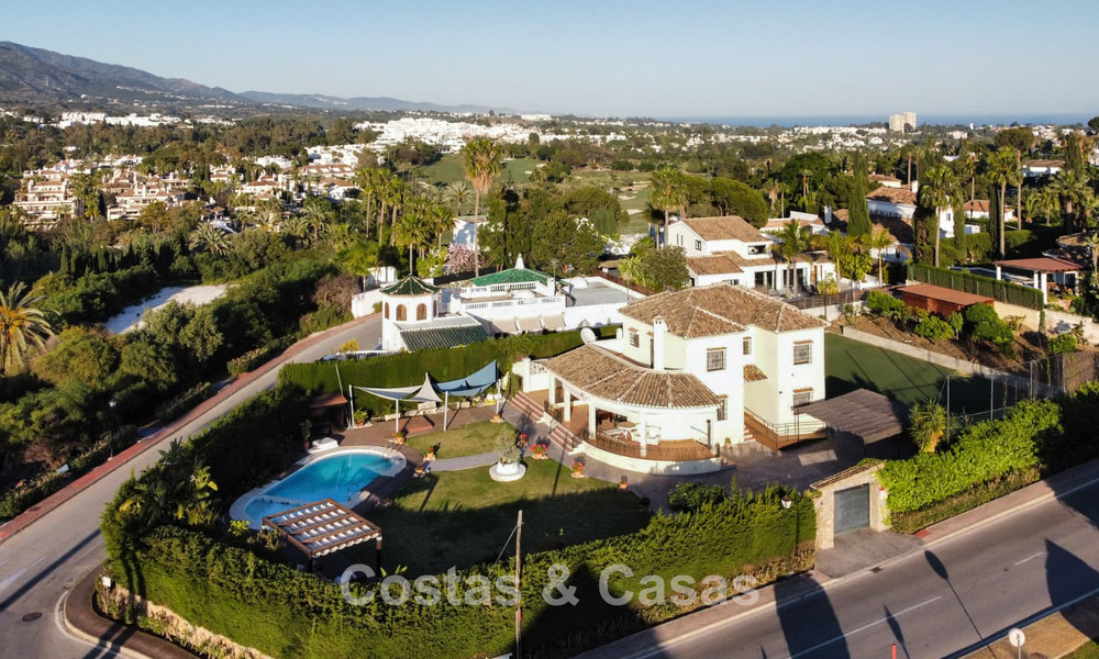 Beautiful 6-bedroom villa for sale, directly on the Los Naranjos Golf Club in Nueva Andalucia, Marbella 785733