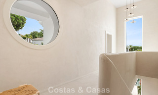 Modern Spanish luxury villa for sale on the second line of a golf course in a privileged residential area, Benahavis - Marbella 785744 